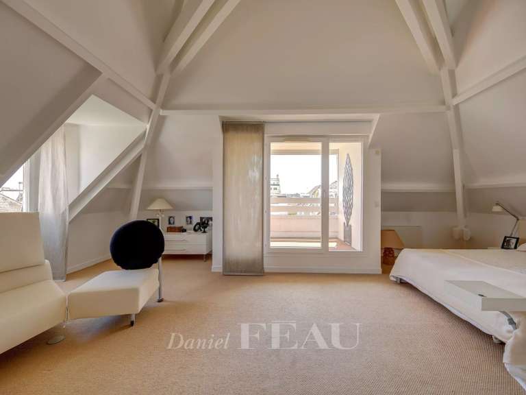 Appartement Saint-Germain-en-Laye - 3 chambres - 216m²