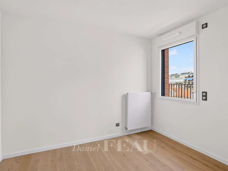 Apartment Saint-Germain-en-Laye - 4 bedrooms - 122m²