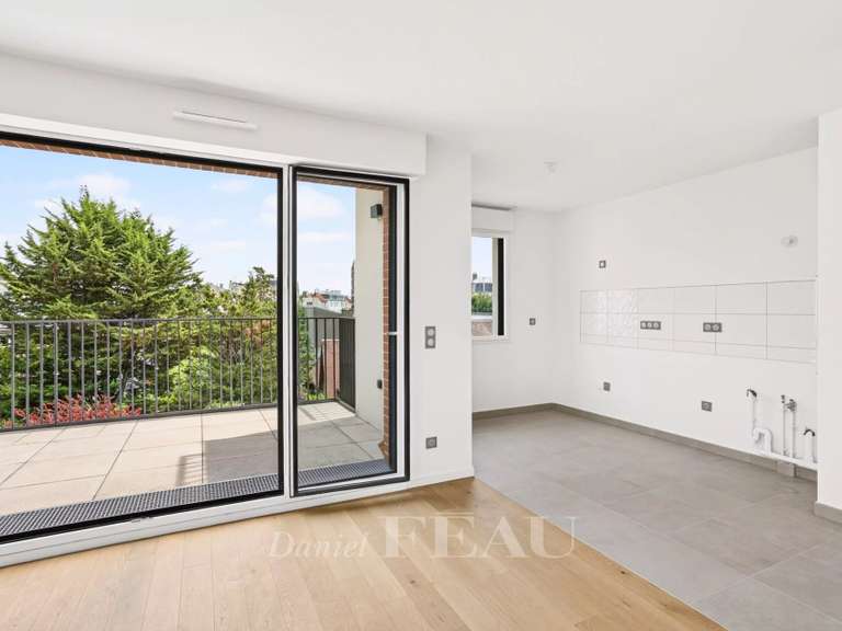 Apartment Saint-Germain-en-Laye - 4 bedrooms - 122m²