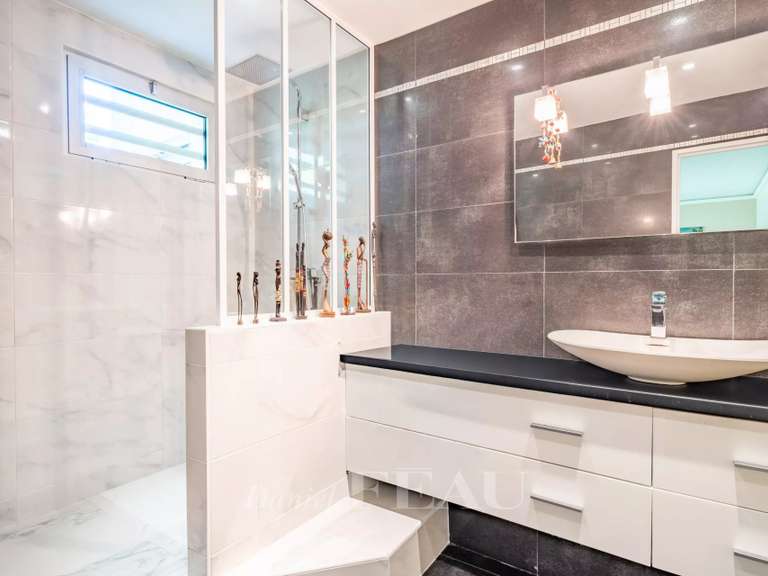 Appartement Saint-Germain-en-Laye - 3 chambres - 103m²
