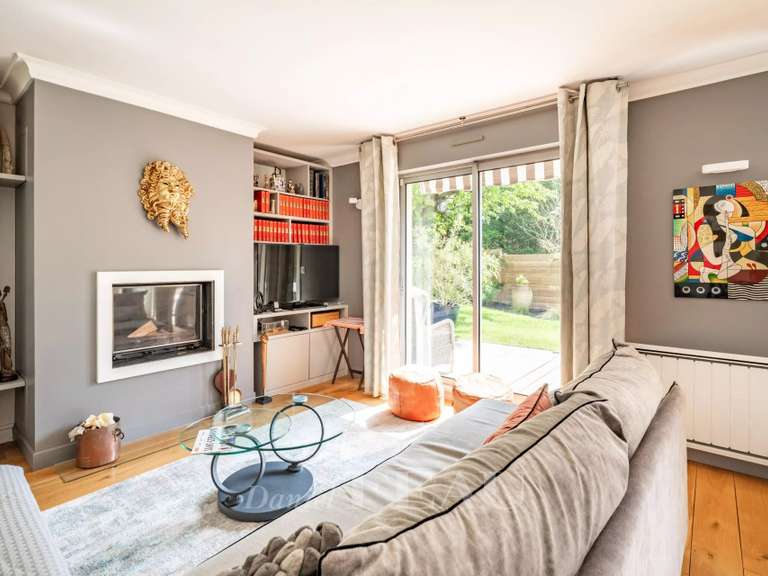 Appartement Saint-Germain-en-Laye - 3 chambres - 103m²