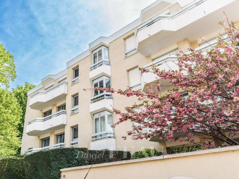 Appartement Saint-Germain-en-Laye - 3 chambres - 103m²