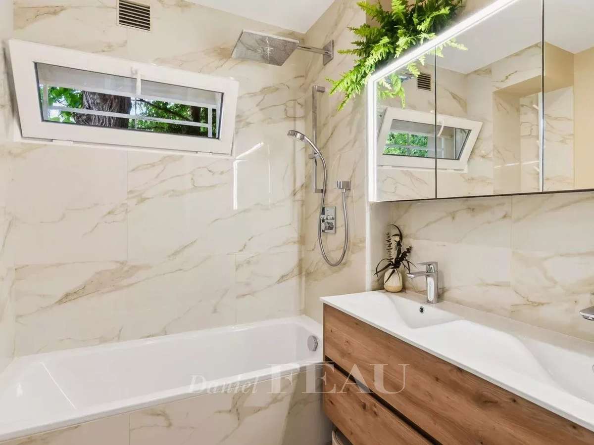 Apartment Saint-Germain-en-Laye