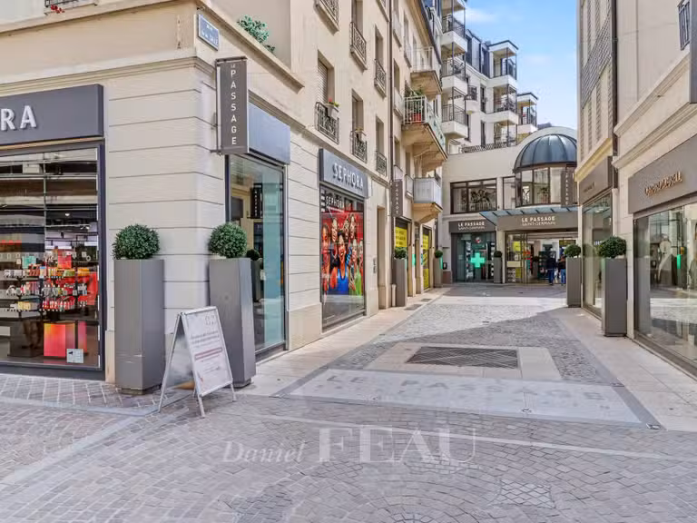 Appartement Saint-Germain-en-Laye - 2 chambres - 64m²
