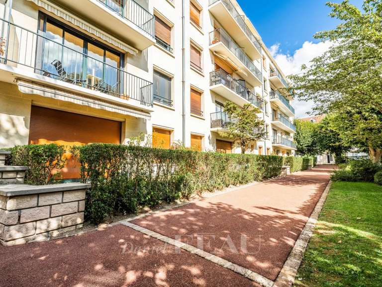 Appartement Saint-Germain-en-Laye - 3 chambres - 90m²