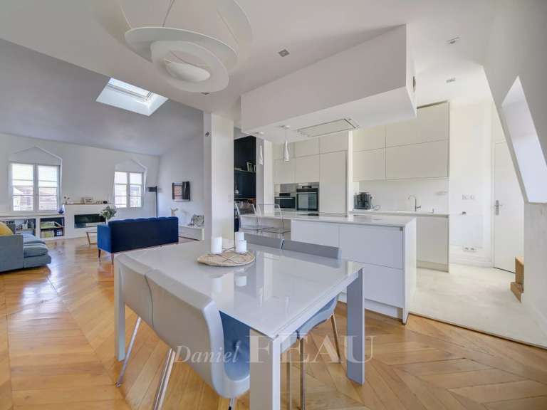 Appartement Saint-Germain-en-Laye - 3 chambres - 111m²