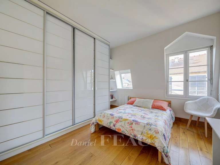 Appartement Saint-Germain-en-Laye - 3 chambres - 111m²