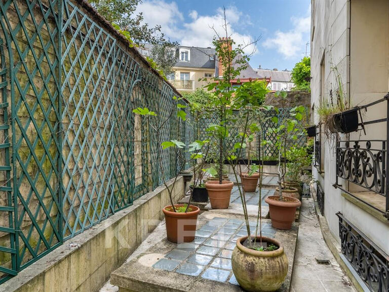 Mansion Saint-Germain-en-Laye - 5 bedrooms - 540m²