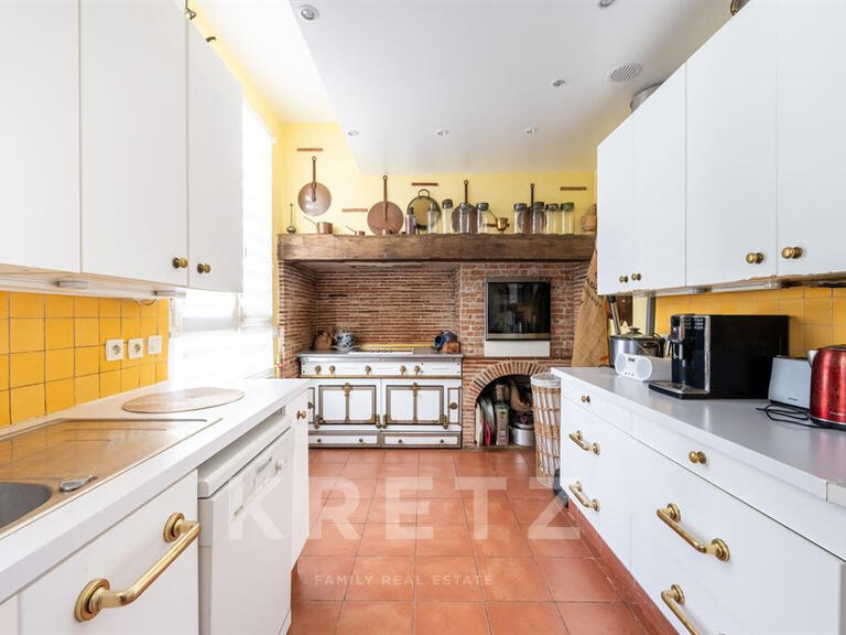 Mansion Saint-Germain-en-Laye - 5 bedrooms - 540m²