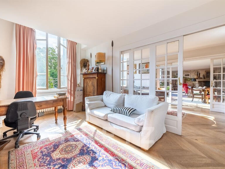 Mansion Saint-Germain-en-Laye - 5 bedrooms - 540m²