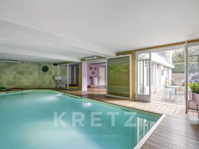 Hôtel particulier Saint-Germain-en-Laye - 10 chambres - 812m²