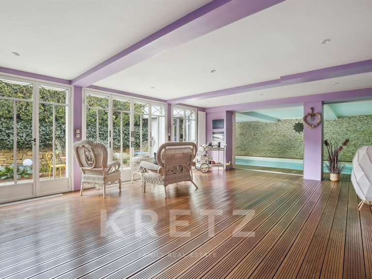 Hôtel particulier Saint-Germain-en-Laye - 10 chambres - 812m²