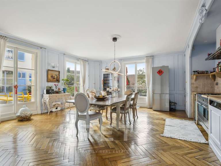 Hôtel particulier Saint-Germain-en-Laye - 10 chambres - 812m²