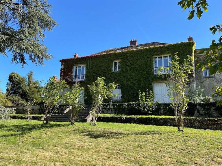 House Saint-Germain-en-Laye - 6 bedrooms - 480m²