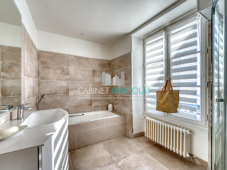 Maison Saint-Germain-en-Laye - 3 chambres - 180m²