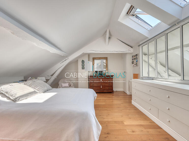 Maison Saint-Germain-en-Laye - 3 chambres - 180m²