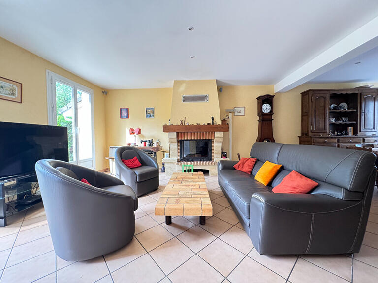 House Saint-Germain-en-Laye - 5 bedrooms - 182m²