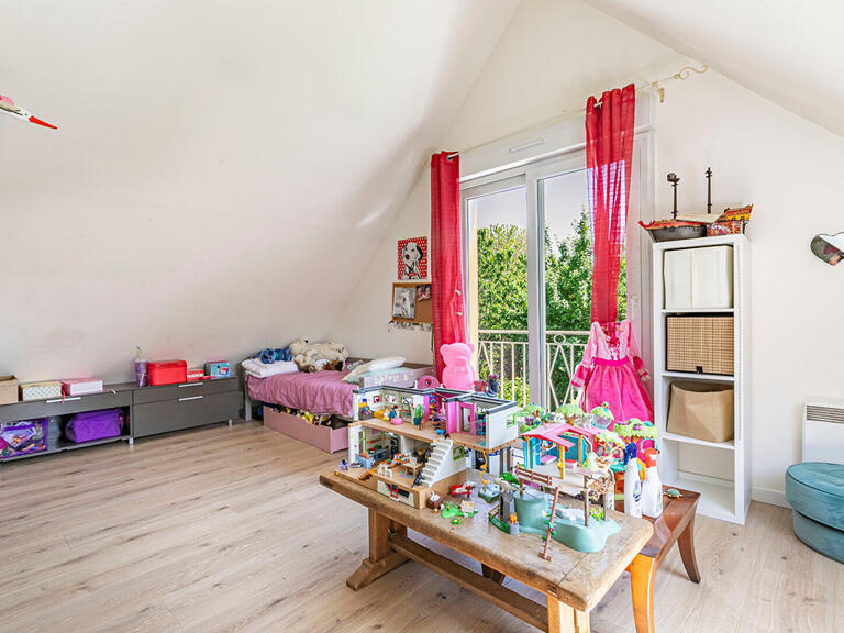 House Saint-Germain-en-Laye - 5 bedrooms - 190m²