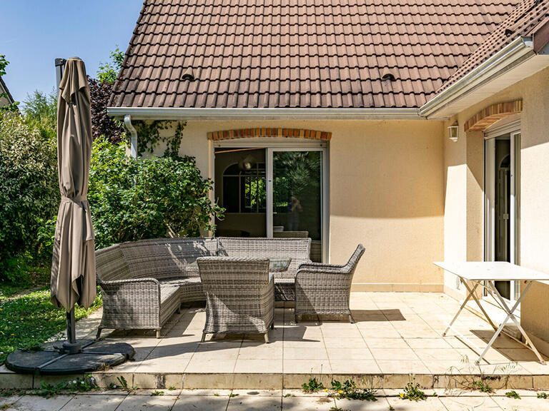 House Saint-Germain-en-Laye - 5 bedrooms - 190m²