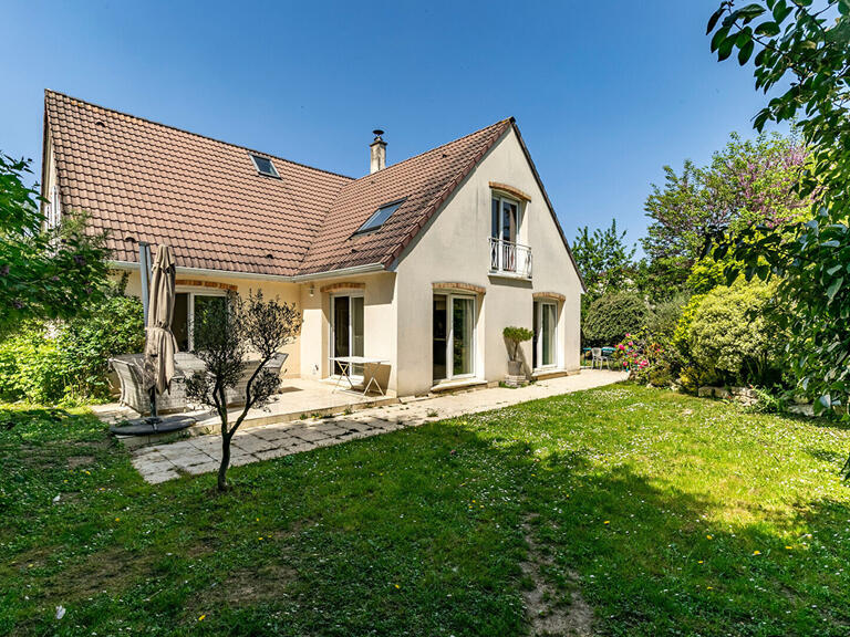 House Saint-Germain-en-Laye - 5 bedrooms - 190m²