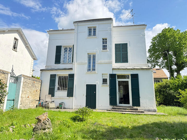 House Saint-Germain-en-Laye - 5 bedrooms - 160m²