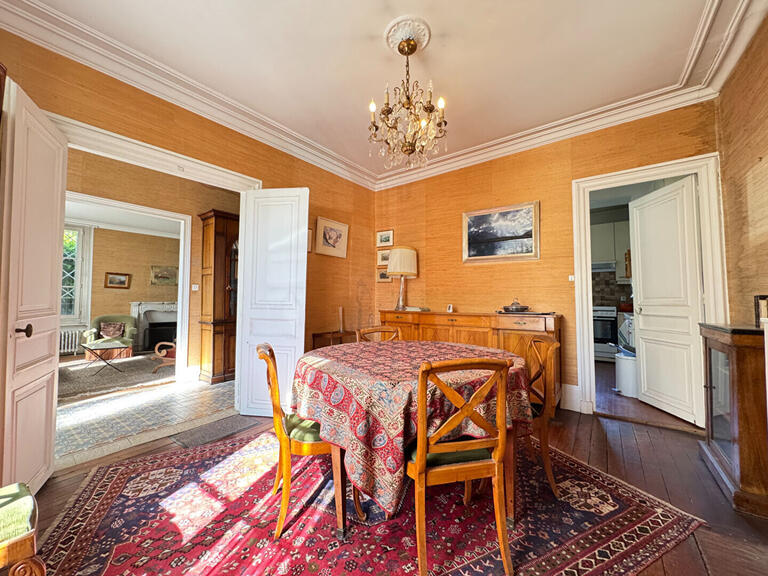 House Saint-Germain-en-Laye - 5 bedrooms - 160m²