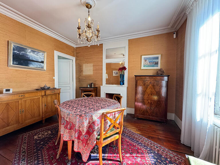House Saint-Germain-en-Laye - 5 bedrooms - 160m²