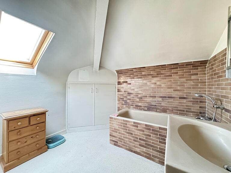 House Saint-Germain-en-Laye - 5 bedrooms - 160m²