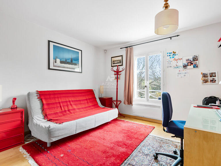 Maison Saint-Germain-en-Laye - 5 chambres - 203m²