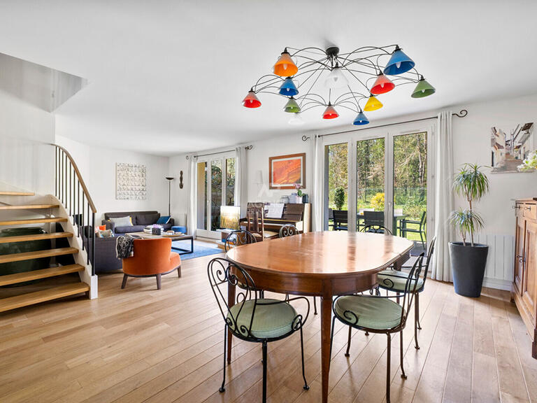 Maison Saint-Germain-en-Laye - 5 chambres - 174m²