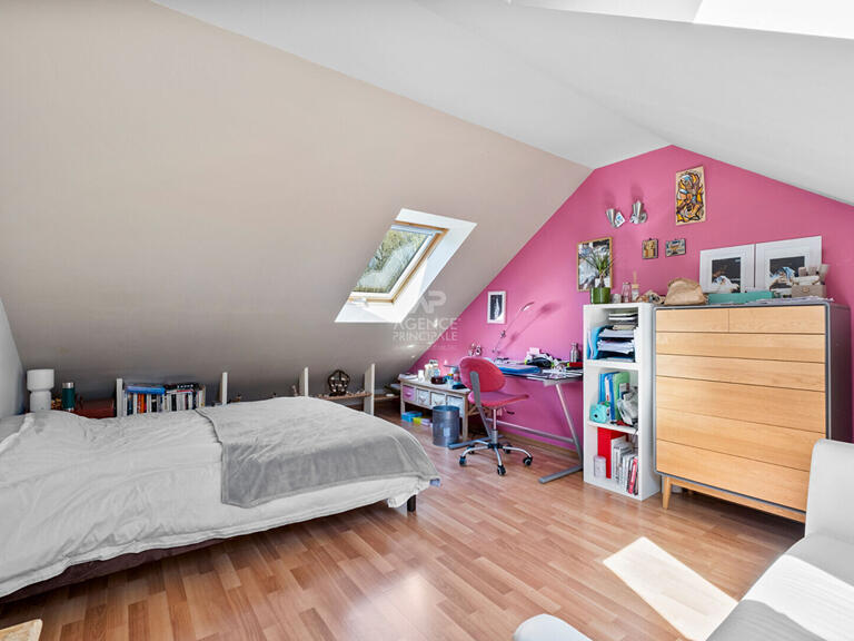 Maison Saint-Germain-en-Laye - 5 chambres - 174m²