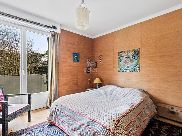 Maison Saint-Germain-en-Laye - 5 chambres - 197m²