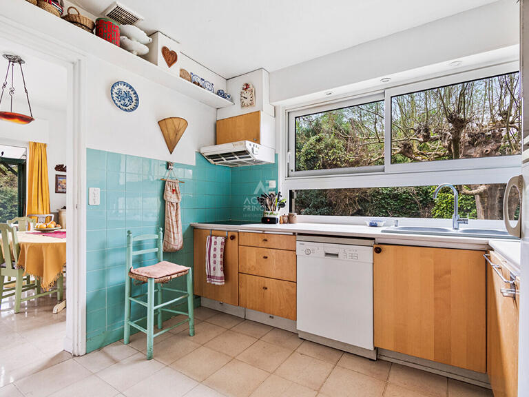 Maison Saint-Germain-en-Laye - 5 chambres - 197m²