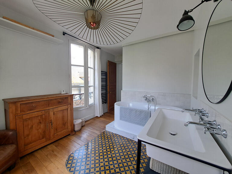 Maison Saint-Germain-en-Laye - 4 chambres - 150m²