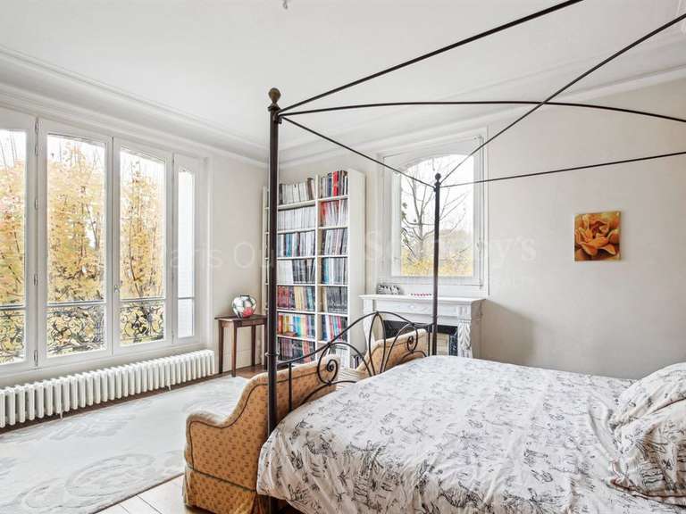 Maison Saint-Germain-en-Laye - 6 chambres - 280m²