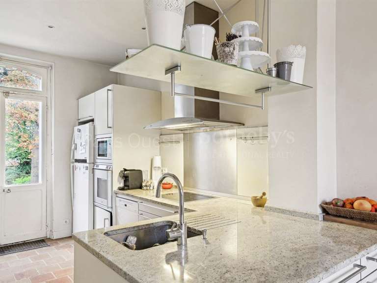 Maison Saint-Germain-en-Laye - 6 chambres - 280m²