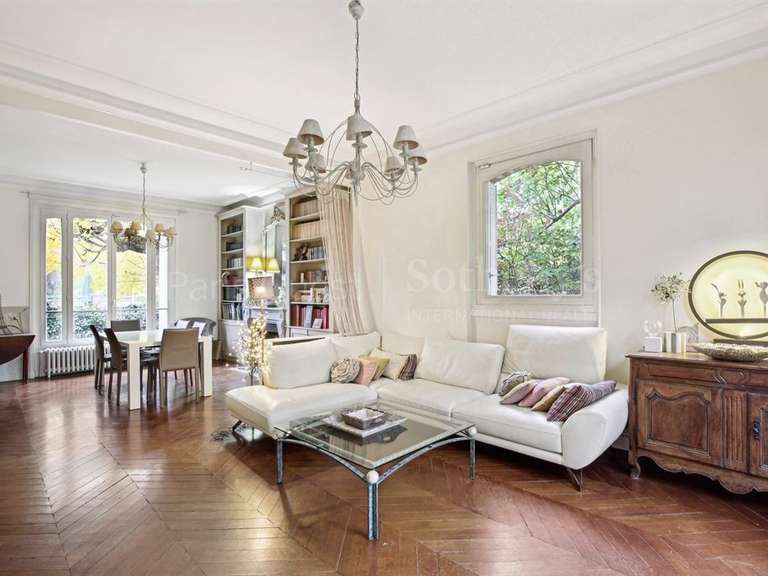 Maison Saint-Germain-en-Laye - 6 chambres - 280m²