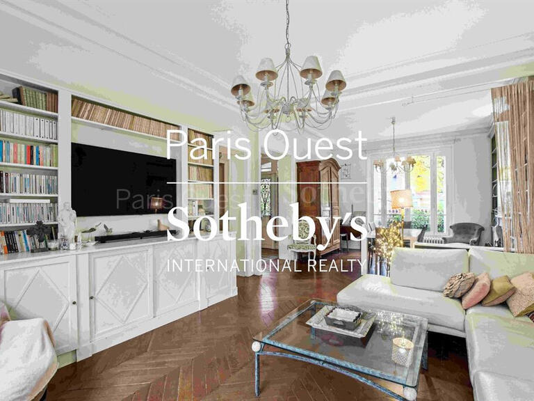 Maison Saint-Germain-en-Laye - 6 chambres - 280m²