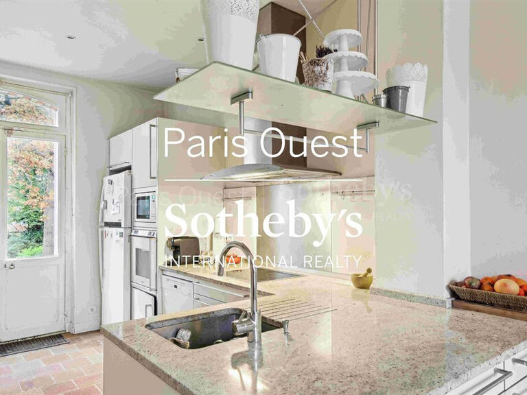 Maison Saint-Germain-en-Laye - 6 chambres - 280m²