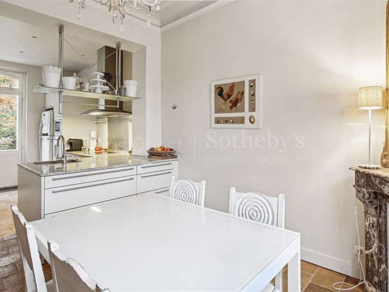 Maison Saint-Germain-en-Laye - 6 chambres - 280m²