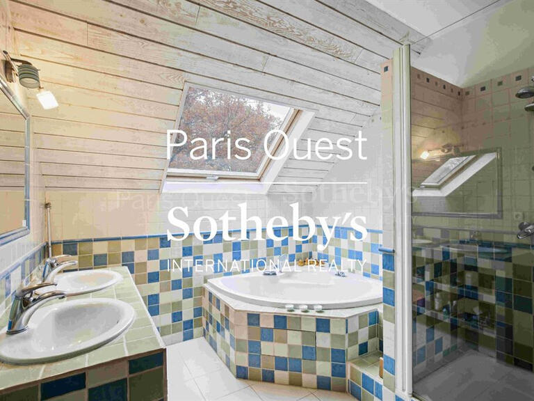 Maison Saint-Germain-en-Laye - 6 chambres - 280m²