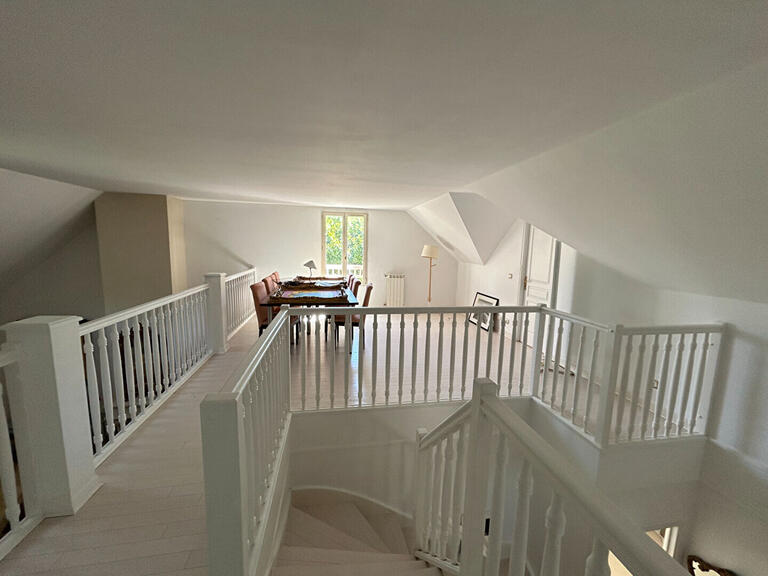 Maison Saint-Germain-en-Laye - 5 chambres - 300m²
