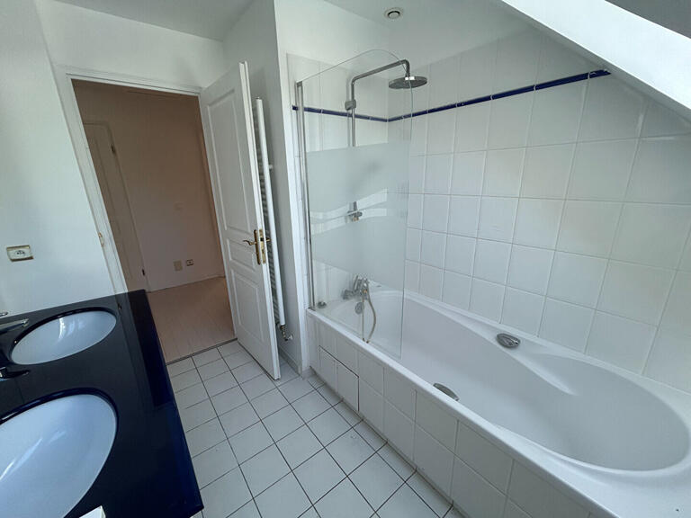 Maison Saint-Germain-en-Laye - 5 chambres - 300m²