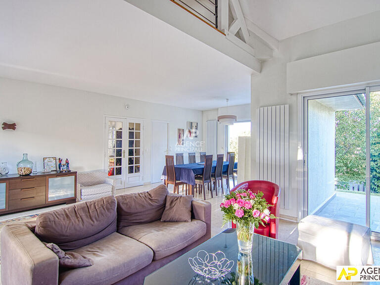 Maison Saint-Germain-en-Laye - 4 chambres - 164m²