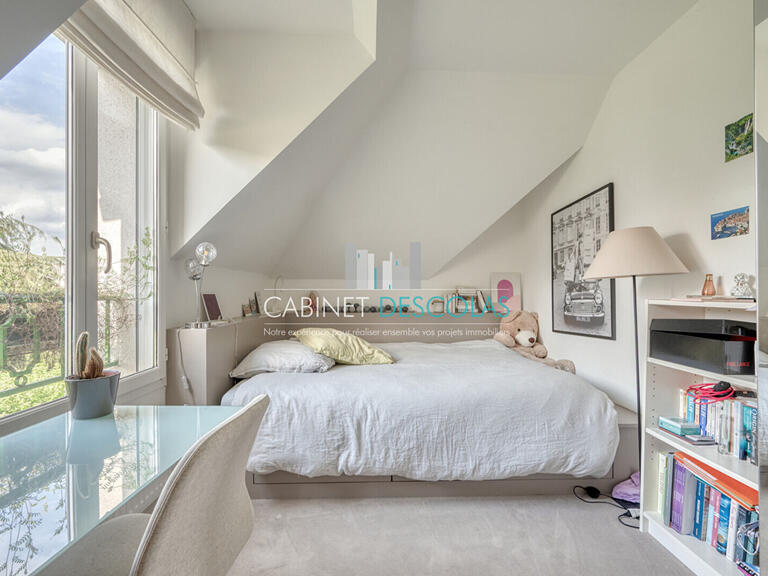 Maison Saint-Germain-en-Laye - 4 chambres - 180m²