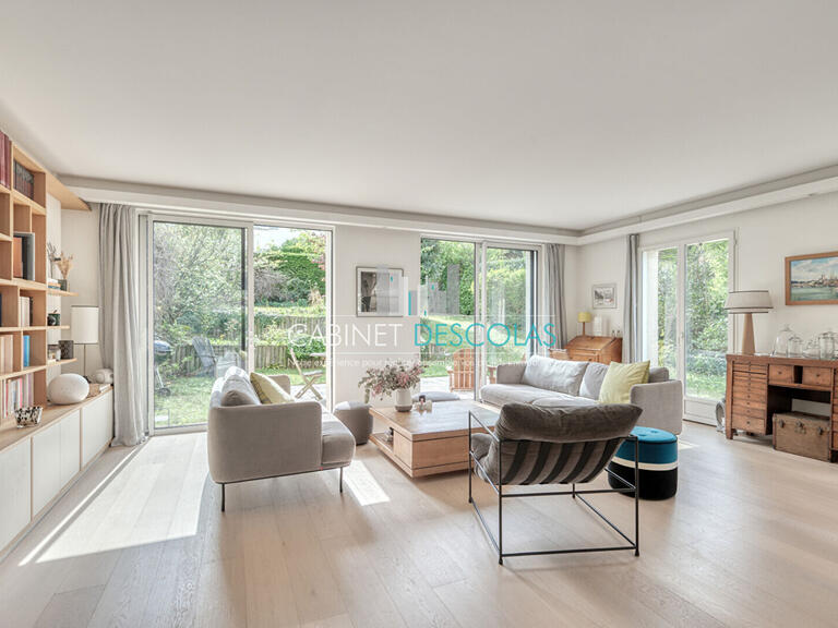 House Saint-Germain-en-Laye - 4 bedrooms - 180m²