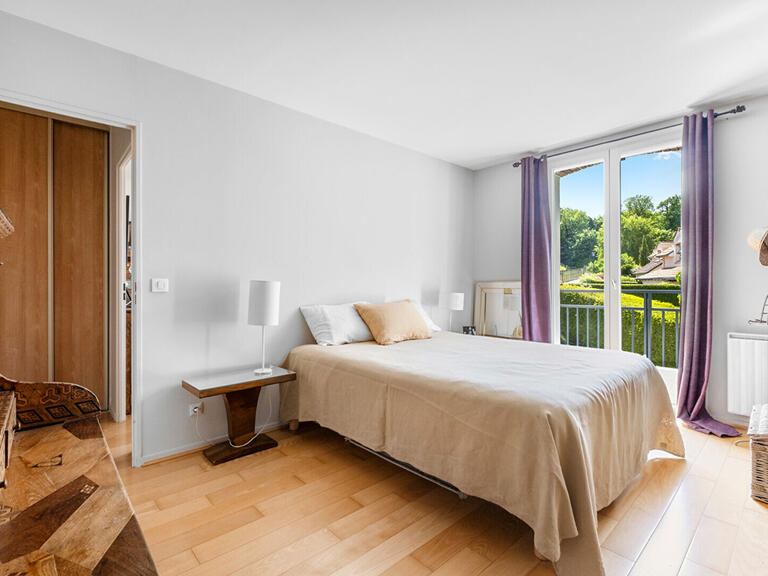 Maison Saint-Germain-en-Laye - 5 chambres - 140m²