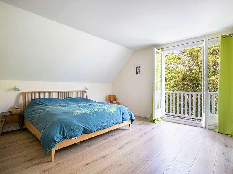 House Saint-Germain-en-Laye - 5 bedrooms - 190m²