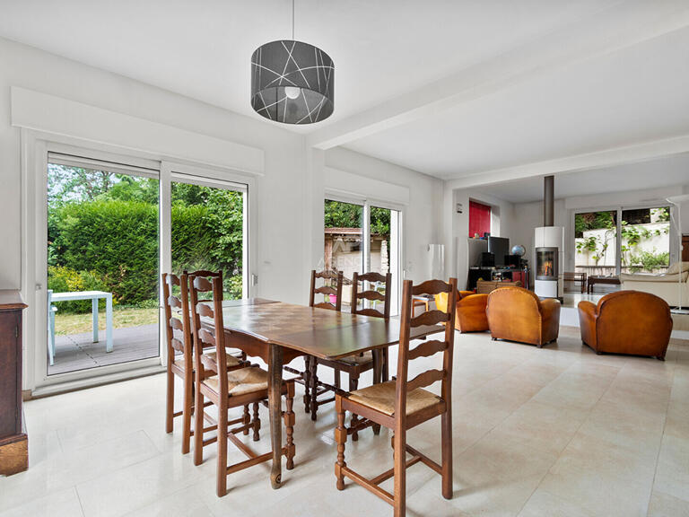 Maison Saint-Germain-en-Laye - 4 chambres - 150m²