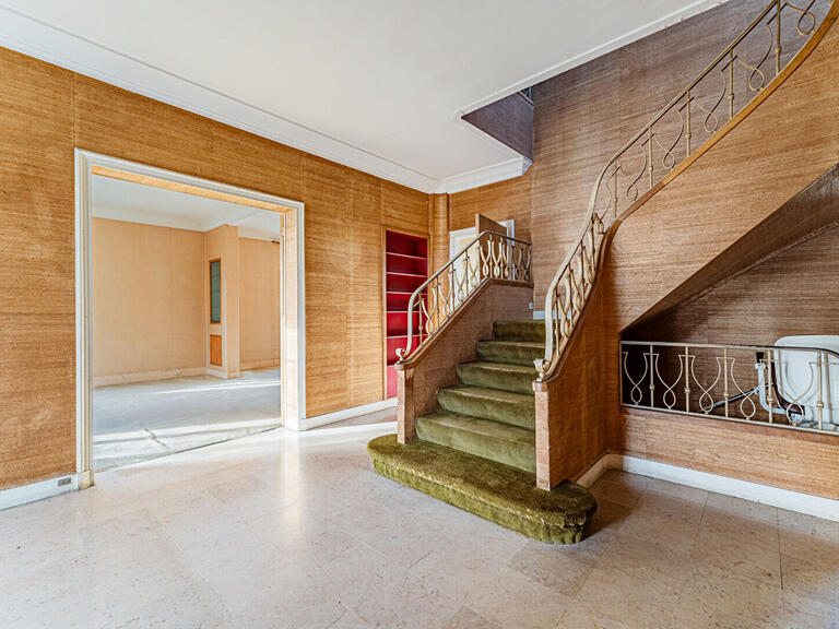House Saint-Germain-en-Laye - 5 bedrooms - 250m²